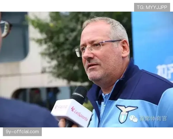 法国足球协会启动社区教练培训计划，重点推广高位逼抢的青少年训练模块